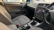 Volkswagen Golf 1.6 TDI SE [Nav] 5dr Diesel Hatchback